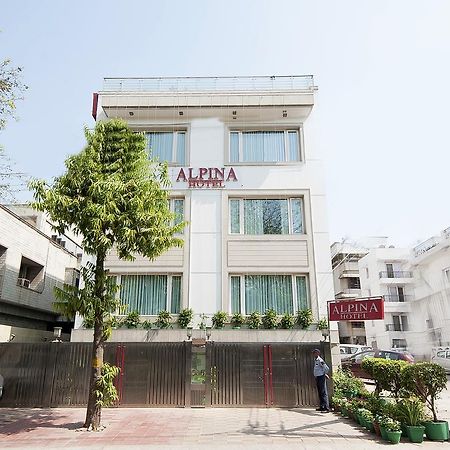 Alpina Hotels & Suites New Delhi Bagian luar foto