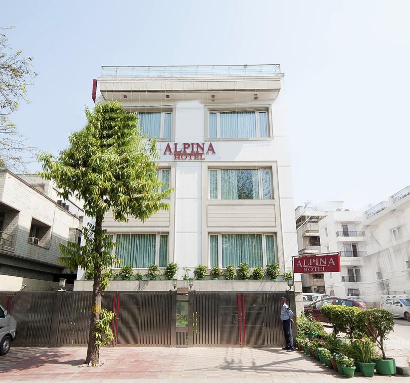 Alpina Hotels & Suites New Delhi Bagian luar foto